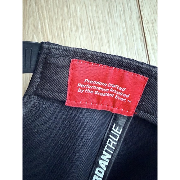 Air Jordan True Hat Men Red Black Embroidered Logo Jumpman Snap Back Cap - Picture 5 of 7